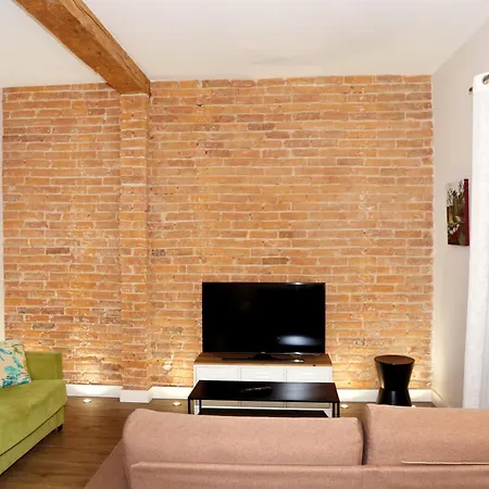 Magnifico Piso Frente Al Casco Viejo De * Bilbao