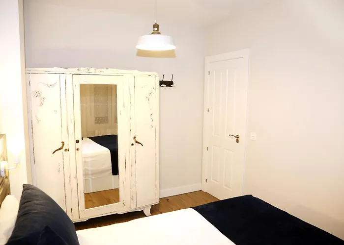 Magnifico Piso Frente Al Casco Viejo De * Bilbao