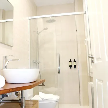 Magnifico Piso Frente Al Casco Viejo De * Бильбао