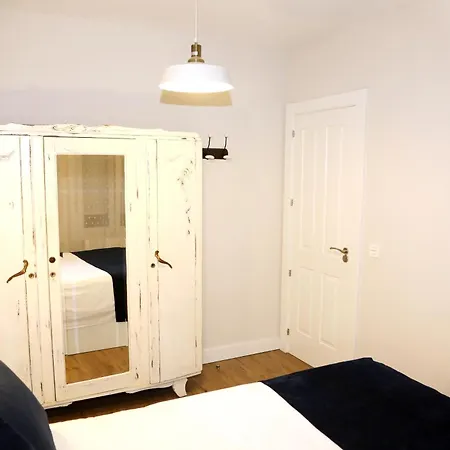 Magnifico Piso Frente Al Casco Viejo De * Бильбао