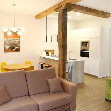 Magnifico Piso Frente Al Casco Viejo De Апартаменты Бильбао