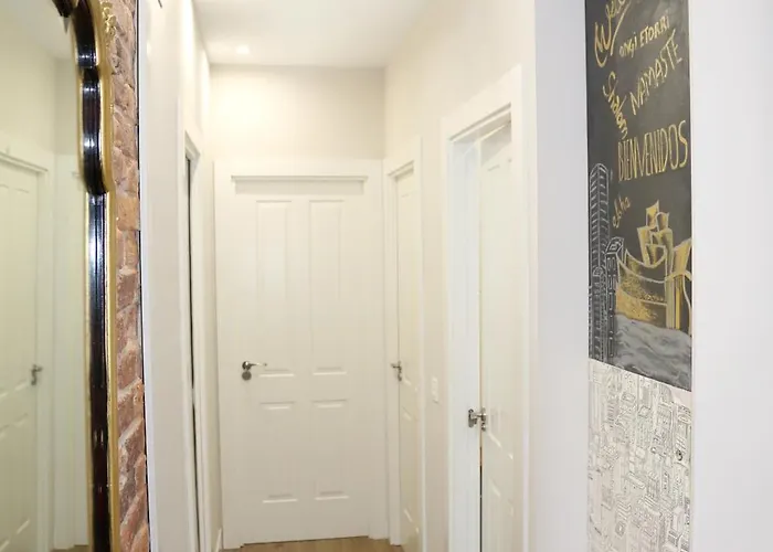 Apartamento Magnifico Piso Frente Al Casco Viejo De *