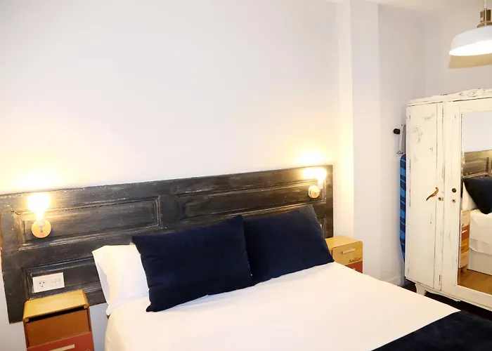 Magnifico Piso Frente Al Casco Viejo De Bilbao